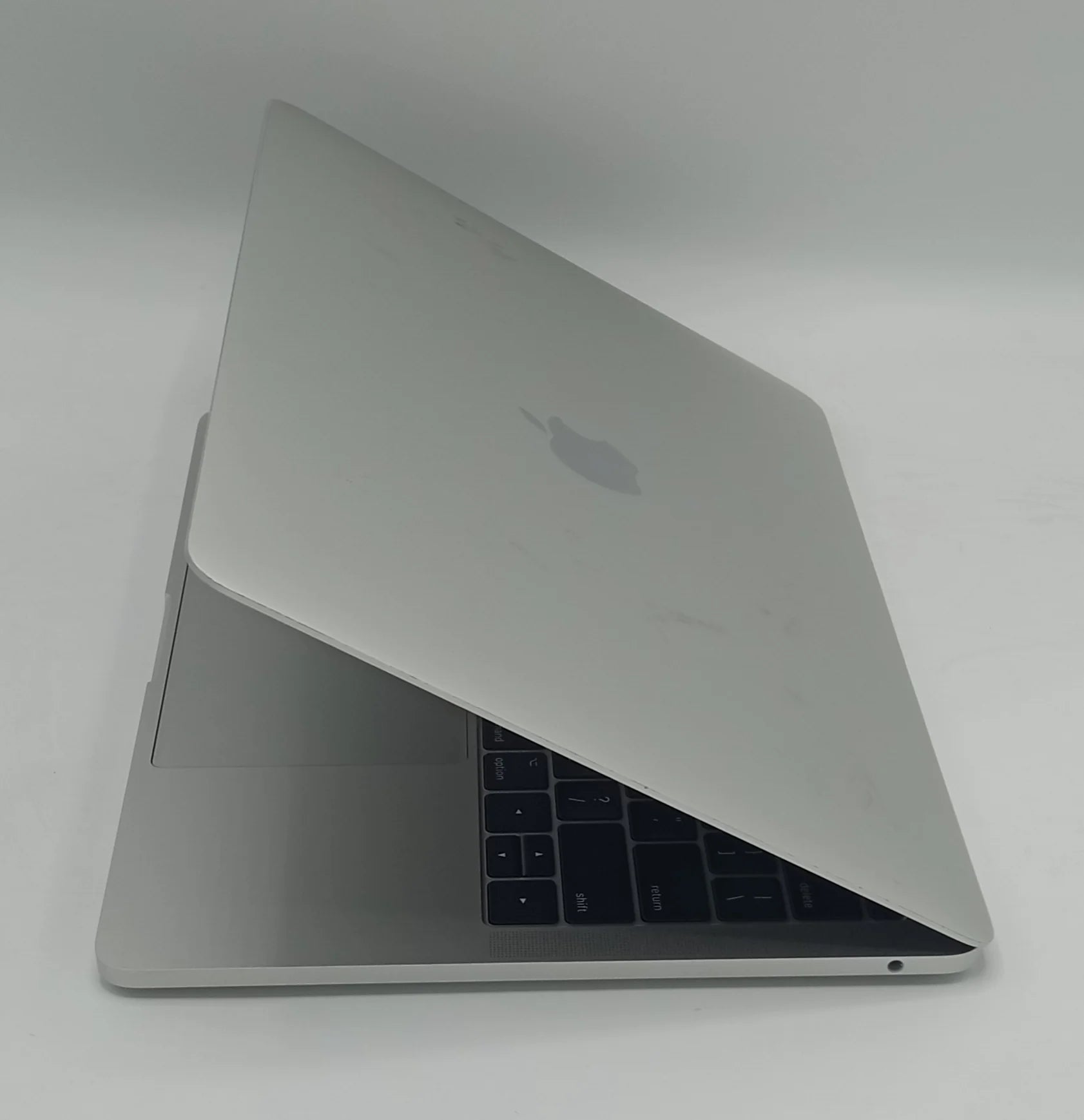 💻 MacBook Pro 13” (2017, Touch Bar) - i5, 16GB RAM, 1TB SSD | 2-Year Warranty Included